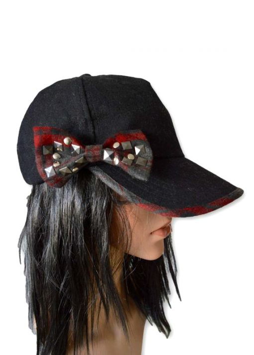 AUGUST HAT | כובע קסקט שחור פפיון אוגוסט הט