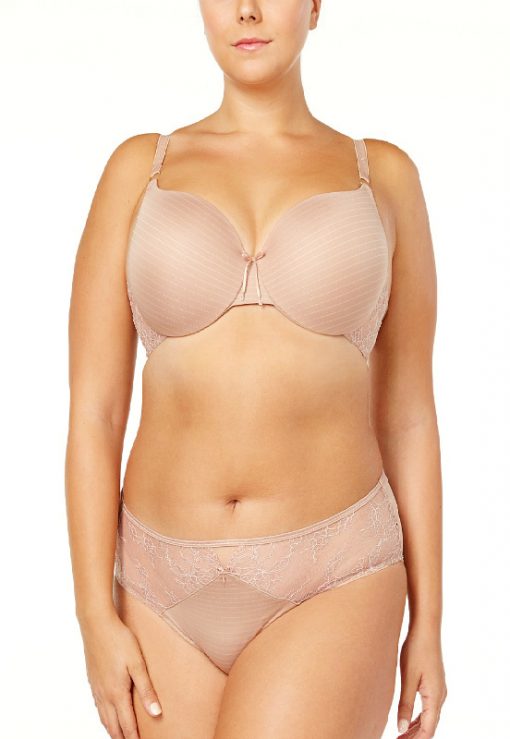 Ashley Graham's Essential Icon plus size bra